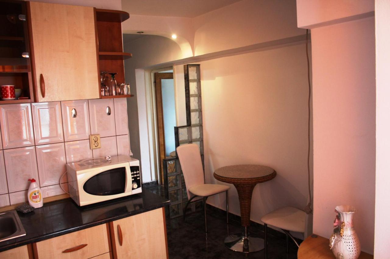 Decebal 1 Premium Apartment Бухарест Экстерьер фото