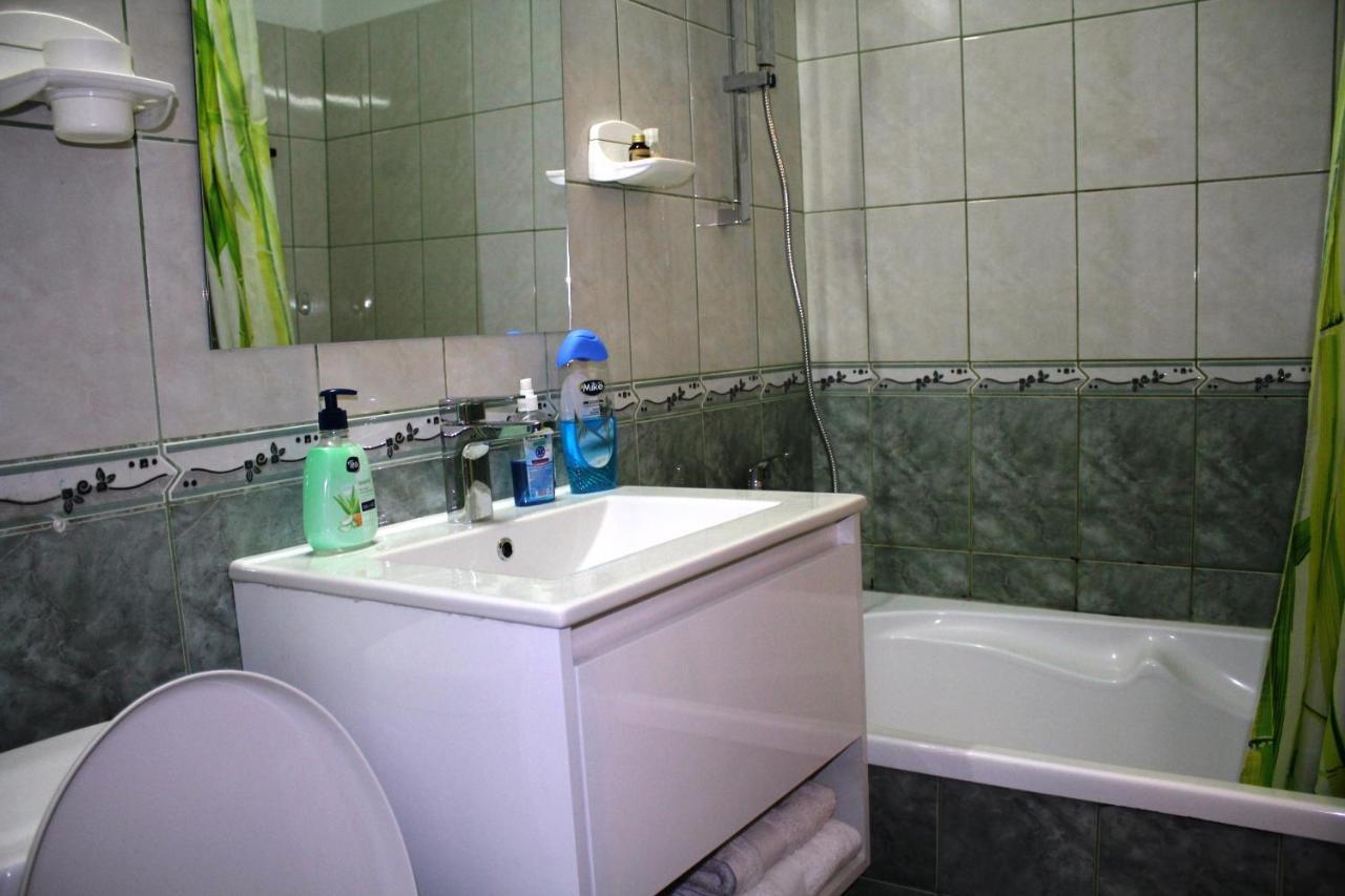Decebal 1 Premium Apartment Бухарест Экстерьер фото
