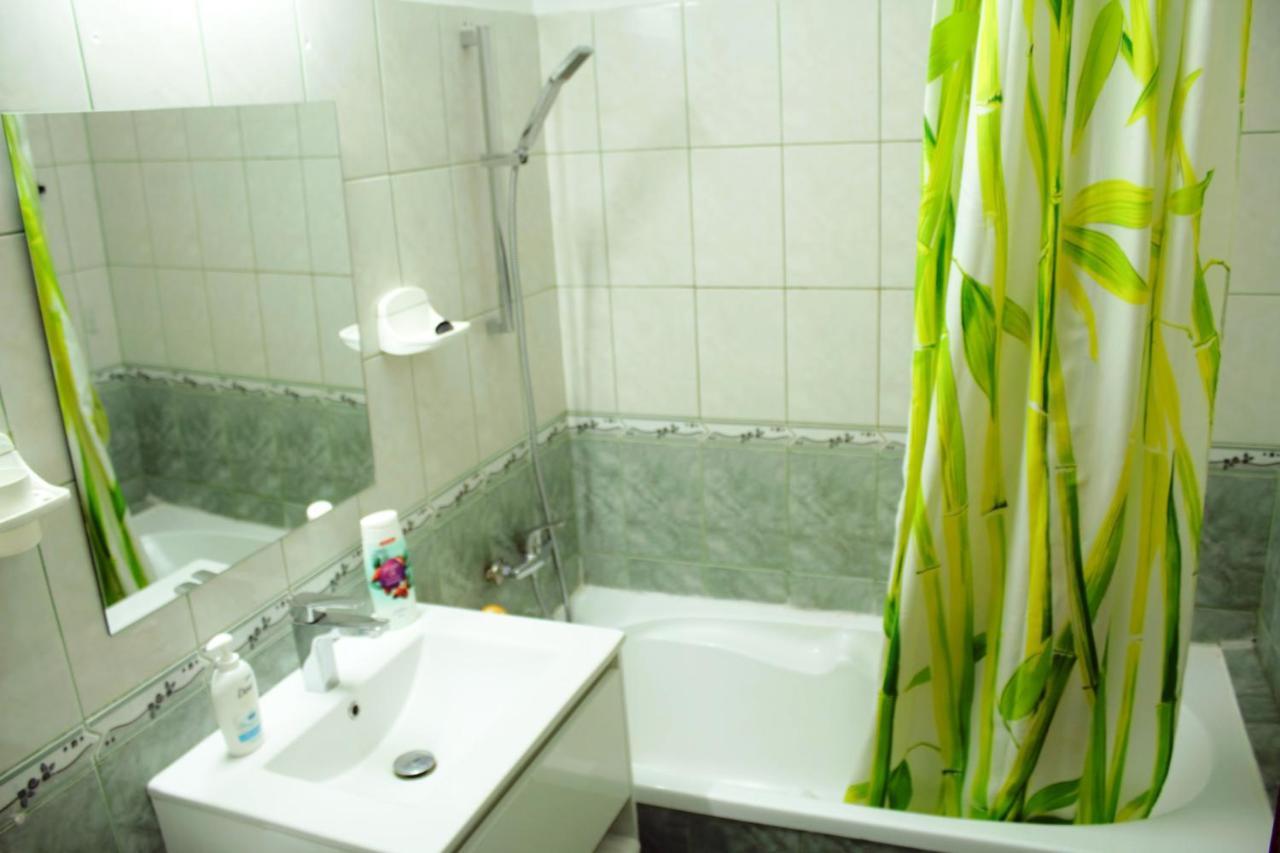 Decebal 1 Premium Apartment Бухарест Экстерьер фото